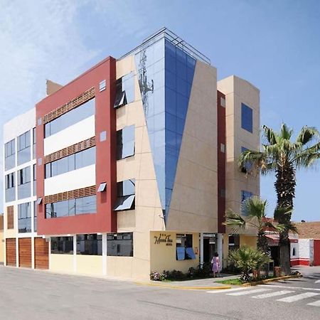 Hotel Mamatina ฮวนชาโก ภายนอก รูปภาพ
