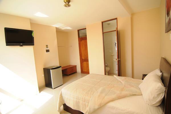 Hotel Mamatina ฮวนชาโก ภายนอก รูปภาพ