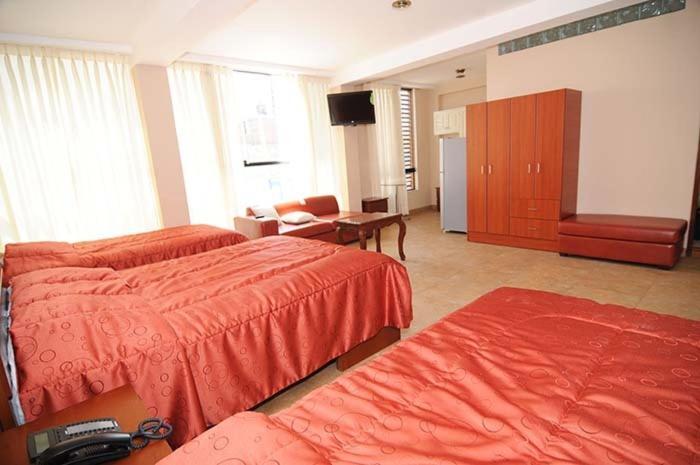 Hotel Mamatina ฮวนชาโก ภายนอก รูปภาพ
